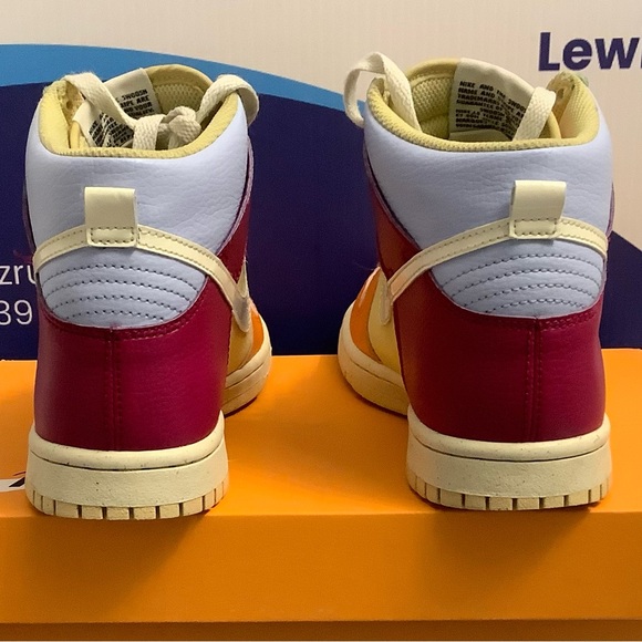 Nike Dunk High Next Nature Kids Size 5.5y - Picture 5 of 10